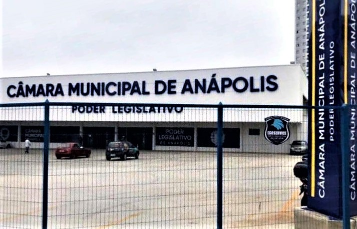  Prefeitura de Anápolis surpreende funcionalismo com projetos que afrontam direitos