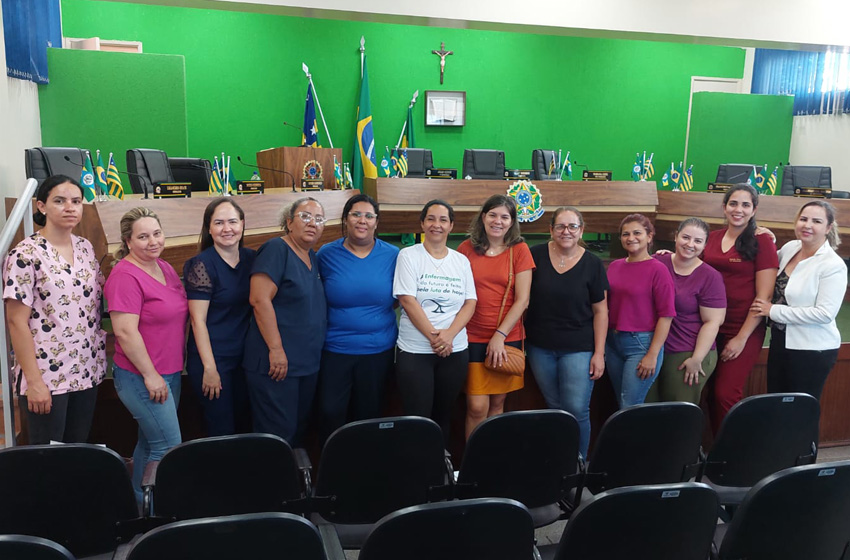  Sindsaúde participa de assembleia com profissionais da enfermagem de Aragoiânia sobre piso salarial e outras reivindicações